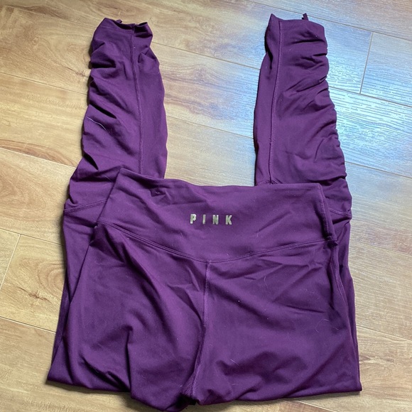 Like New VS Pink Ultimate Ruched tights size Medium - Picture 4 of 4